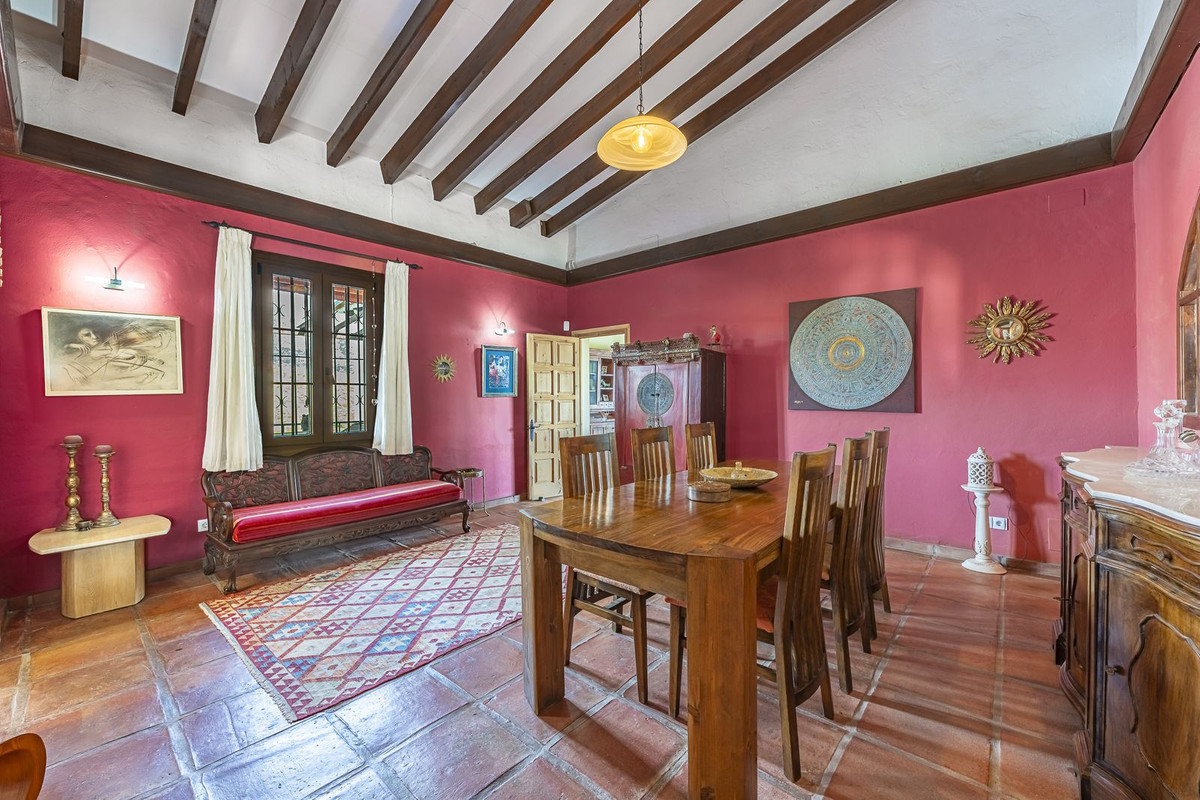 Se vende Villa - Chalet de 3 dormitorios en Costa Del Sol, Málaga, España