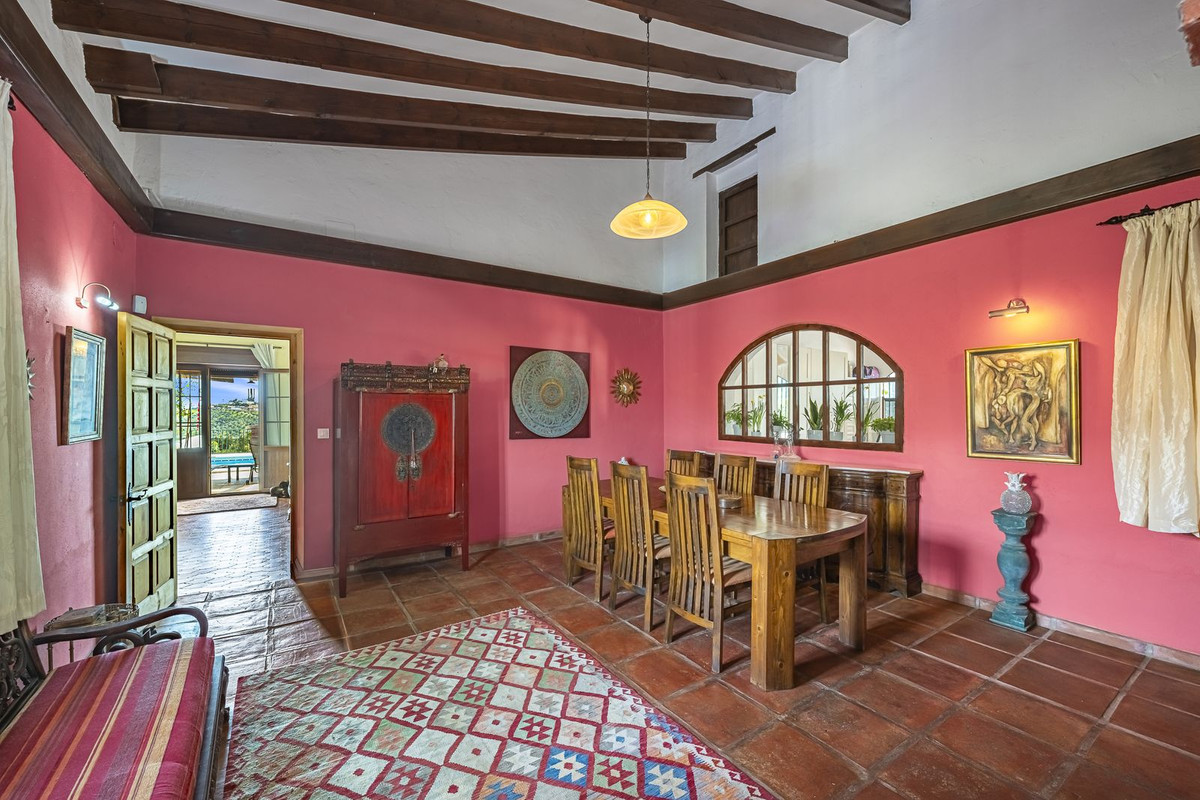 Se vende Villa - Chalet de 3 dormitorios en Costa Del Sol, Málaga, España
