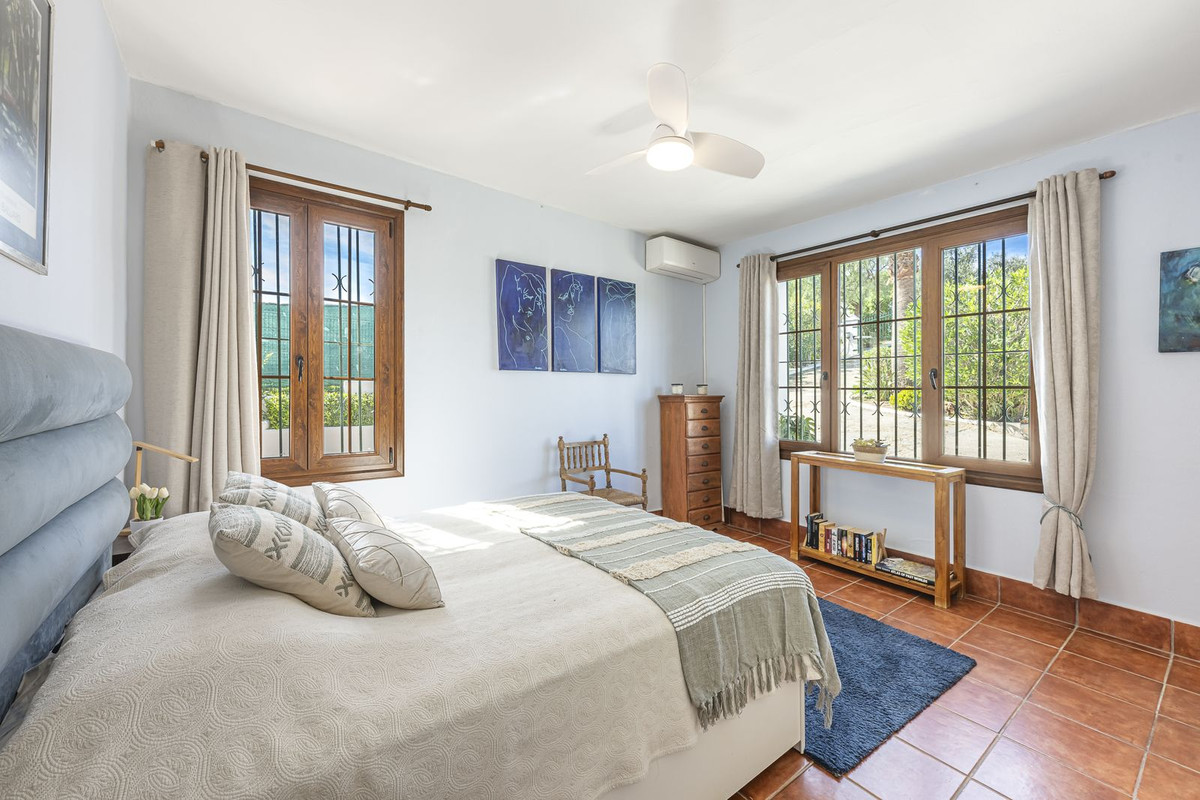 Se vende Villa - Chalet de 3 dormitorios en Costa Del Sol, Málaga, España