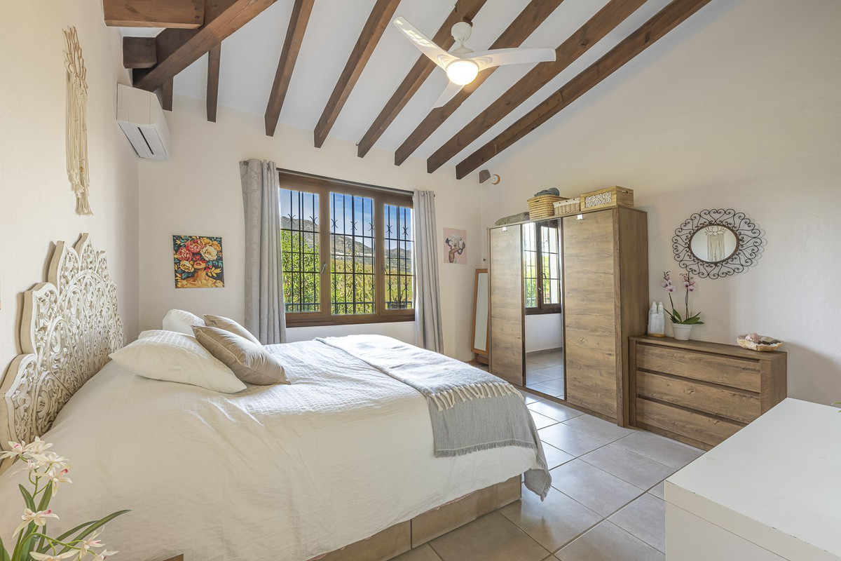 Se vende Villa - Chalet de 3 dormitorios en Costa Del Sol, Málaga, España