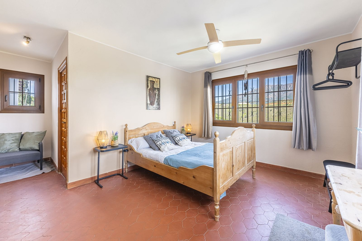 Se vende Villa - Chalet de 3 dormitorios en Costa Del Sol, Málaga, España