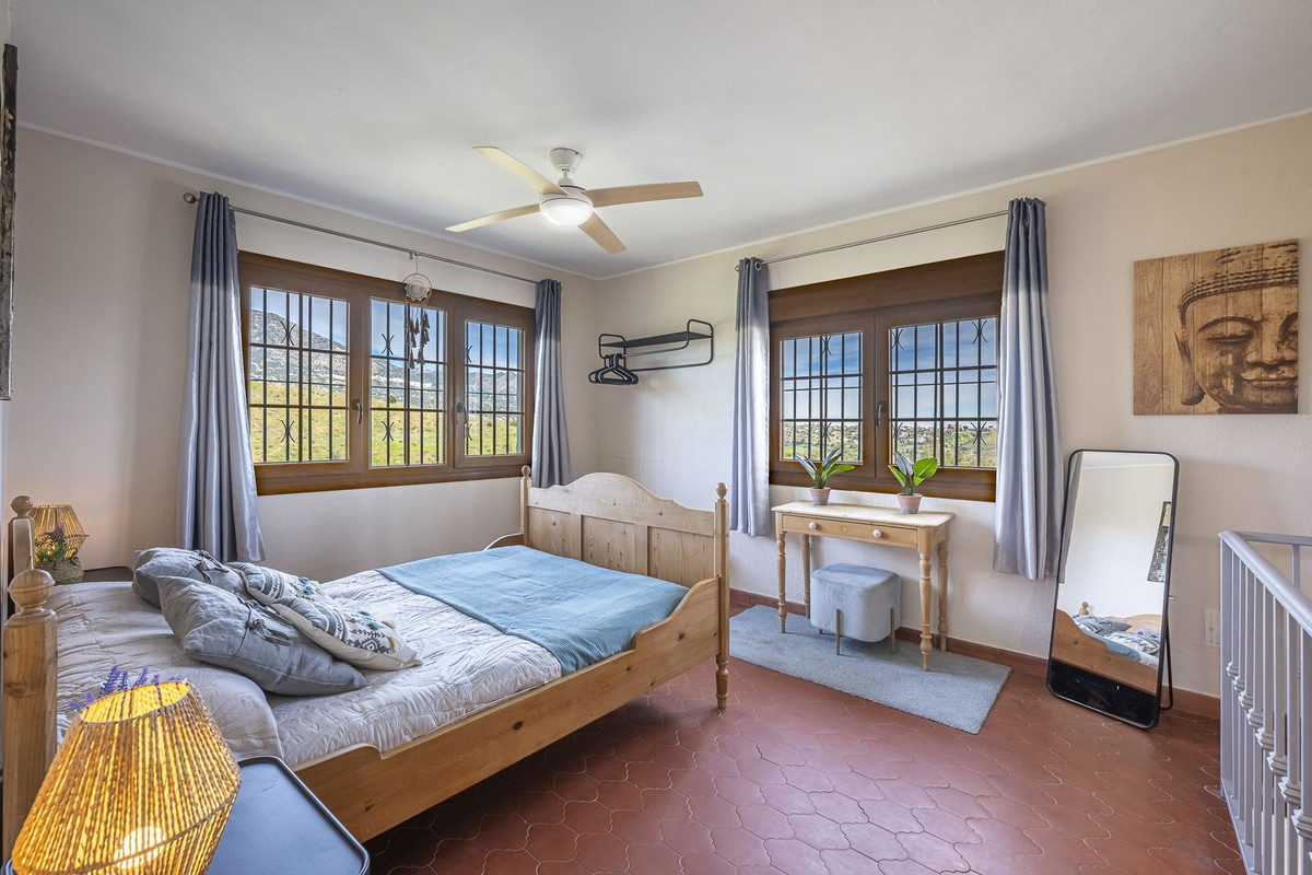 Se vende Villa - Chalet de 3 dormitorios en Costa Del Sol, Málaga, España
