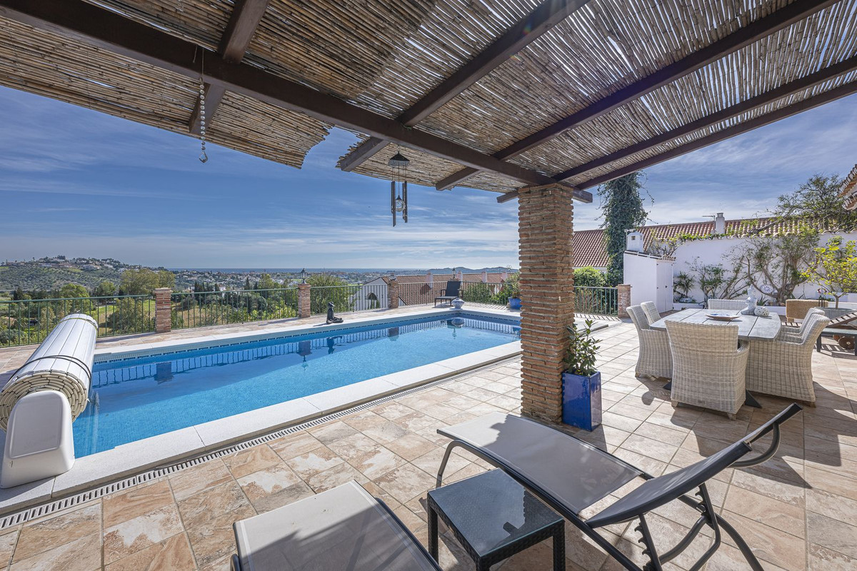 Se vende Villa - Chalet de 3 dormitorios en Costa Del Sol, Málaga, España