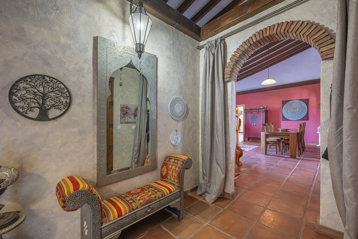 Se vende Villa - Chalet de 3 dormitorios en Costa Del Sol, Málaga, España