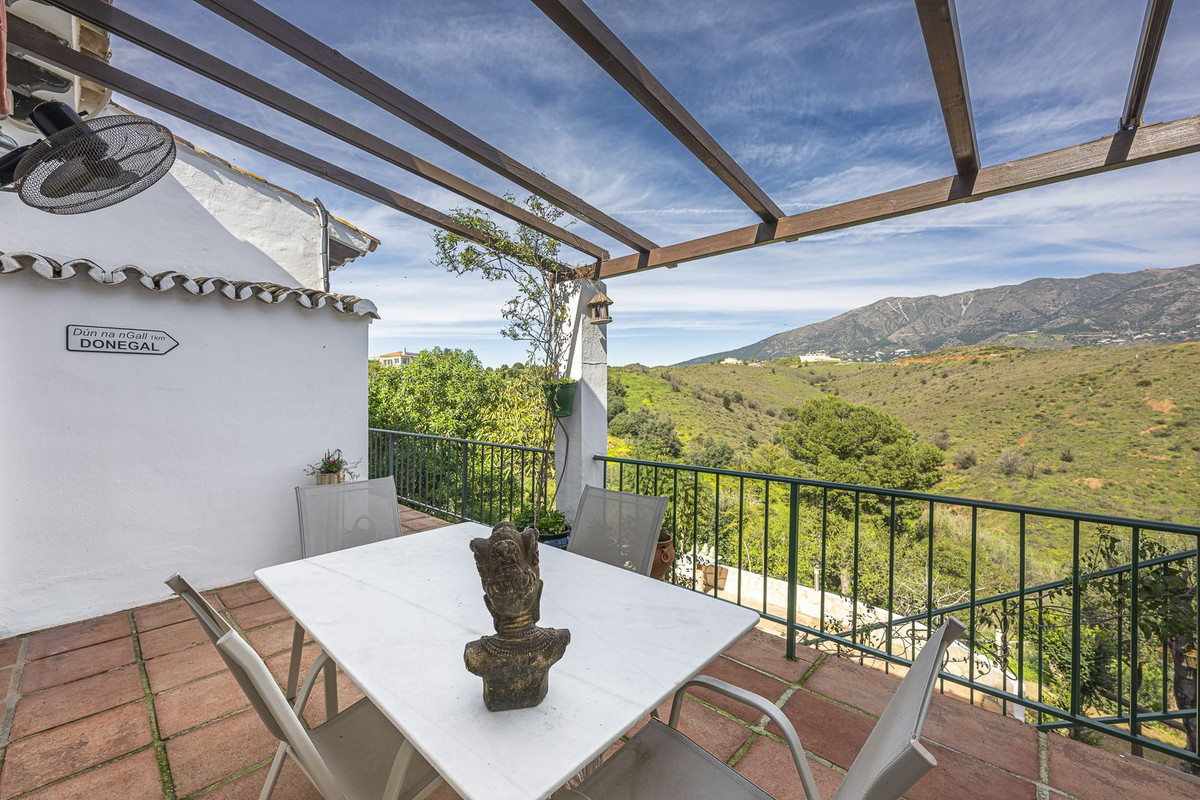 Se vende Villa - Chalet de 3 dormitorios en Costa Del Sol, Málaga, España