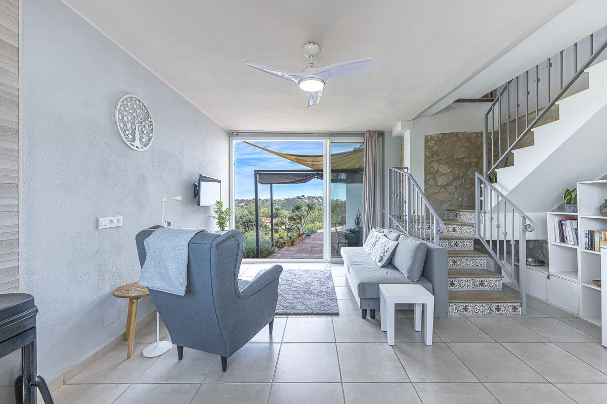 Se vende Villa - Chalet de 3 dormitorios en Costa Del Sol, Málaga, España