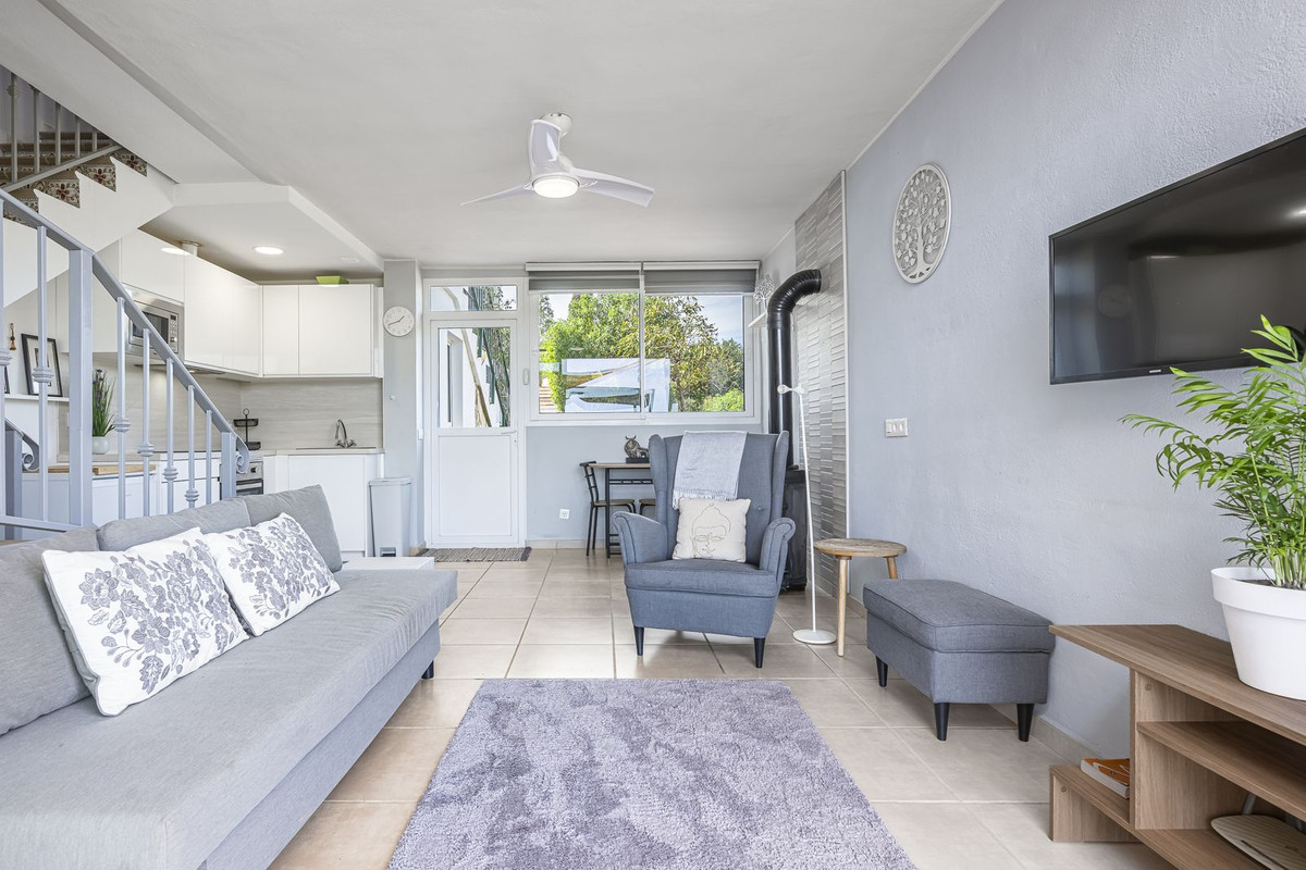 Se vende Villa - Chalet de 3 dormitorios en Costa Del Sol, Málaga, España