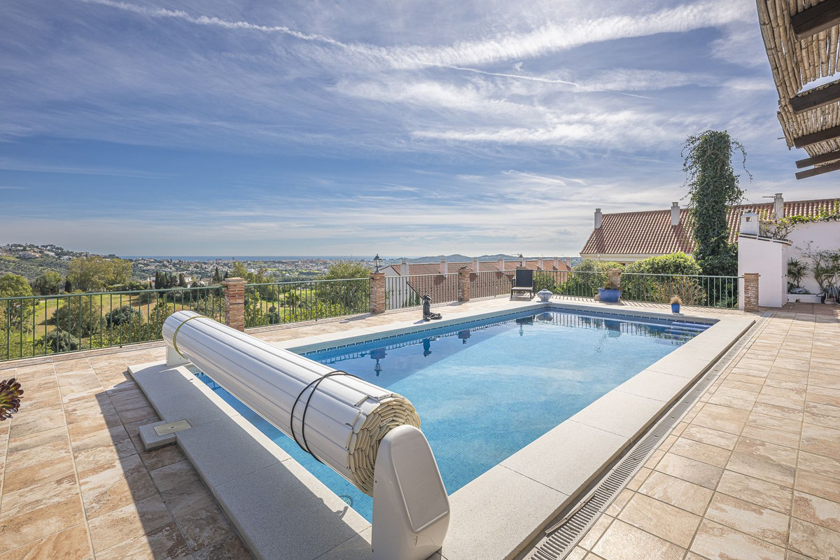 Se vende Villa - Chalet de 3 dormitorios en Costa Del Sol, Málaga, España