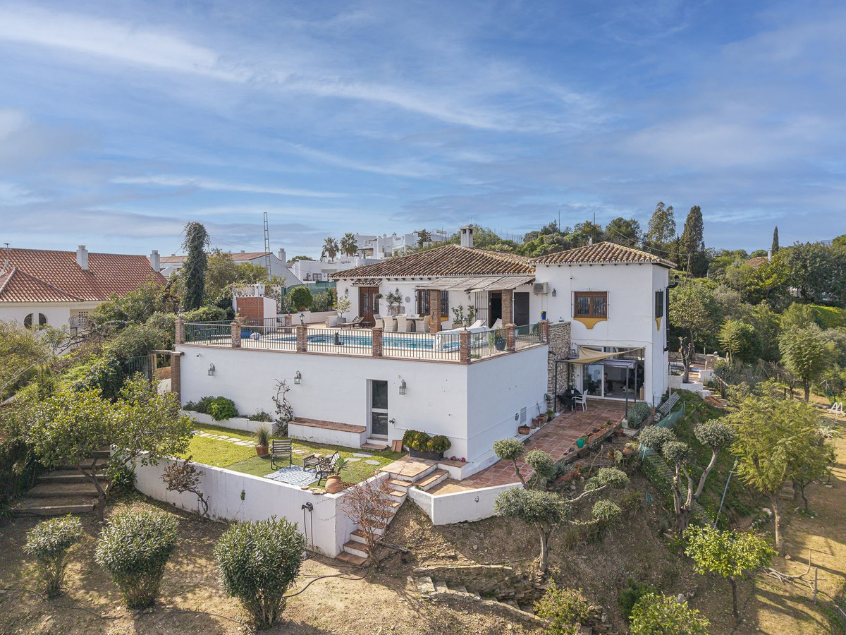 Se vende Villa - Chalet de 3 dormitorios en Costa Del Sol, Málaga, España