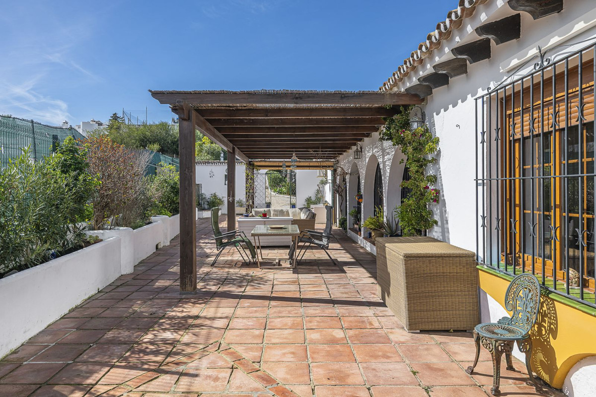 Se vende Villa - Chalet de 3 dormitorios en Costa Del Sol, Málaga, España