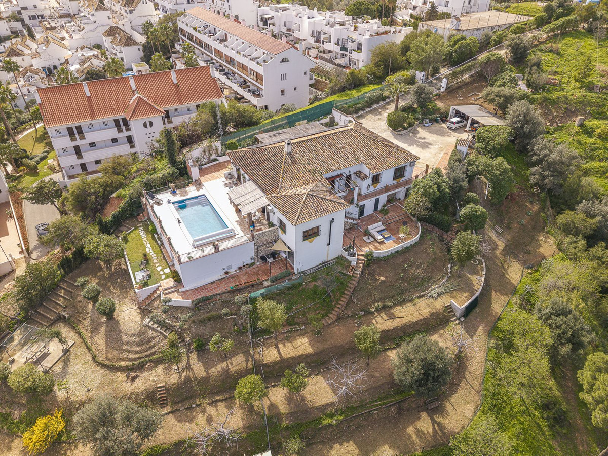 Se vende Villa - Chalet de 3 dormitorios en Costa Del Sol, Málaga, España