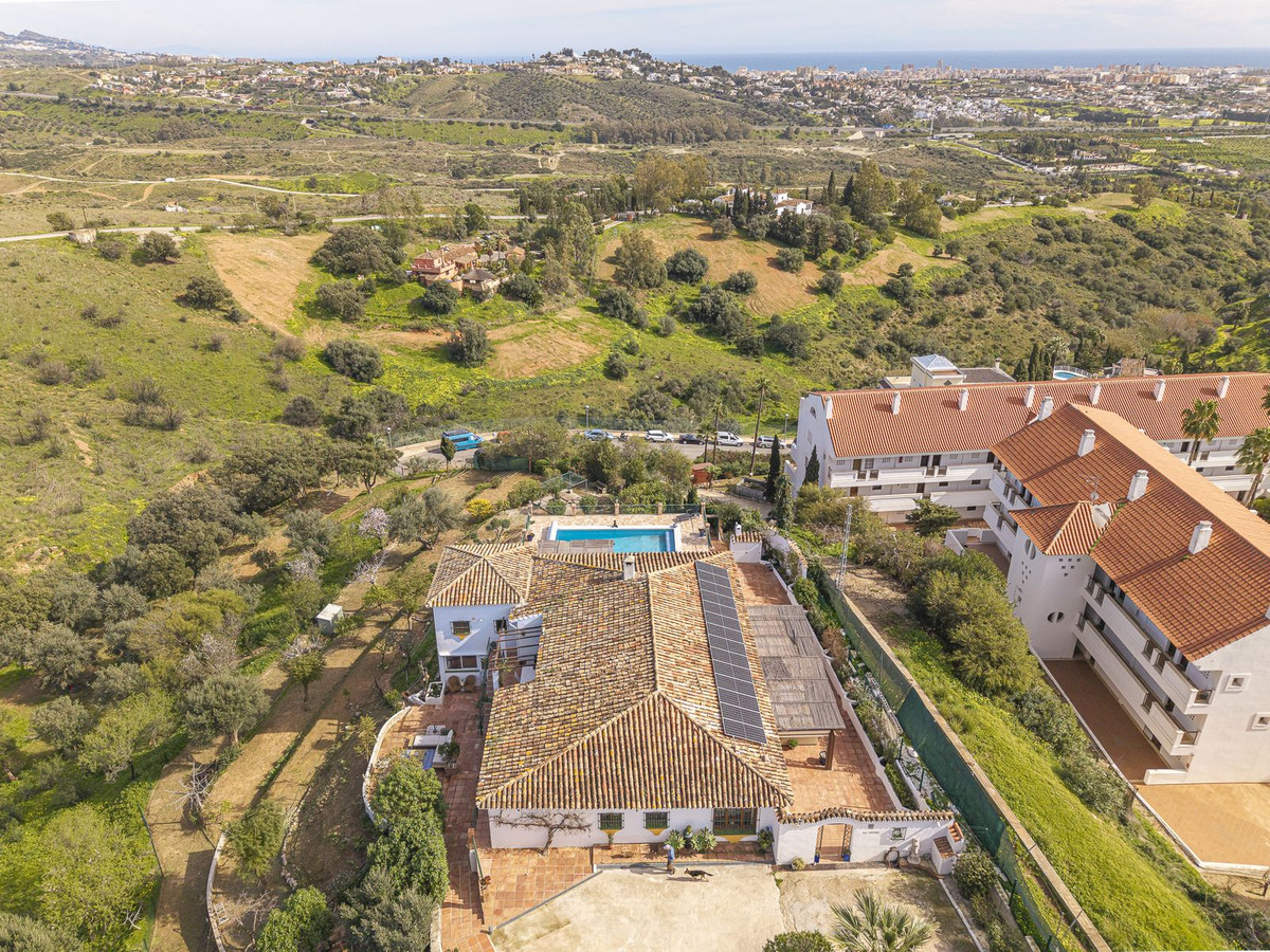 Se vende Villa - Chalet de 3 dormitorios en Costa Del Sol, Málaga, España