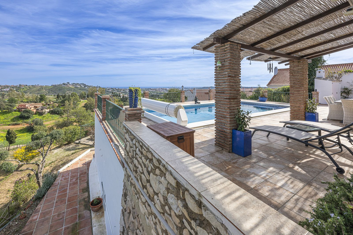 Se vende Villa - Chalet de 3 dormitorios en Costa Del Sol, Málaga, España