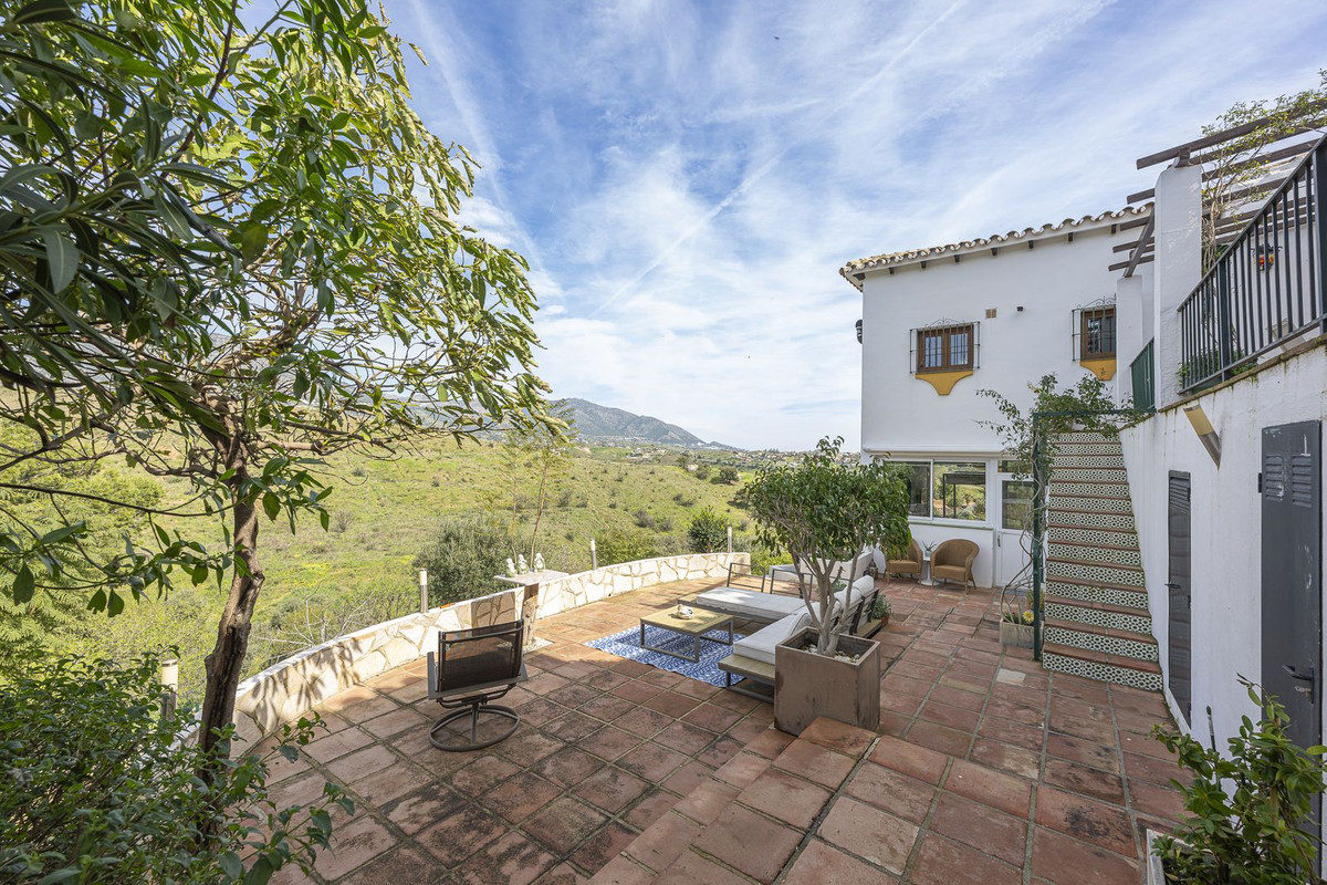 Se vende Villa - Chalet de 3 dormitorios en Costa Del Sol, Málaga, España