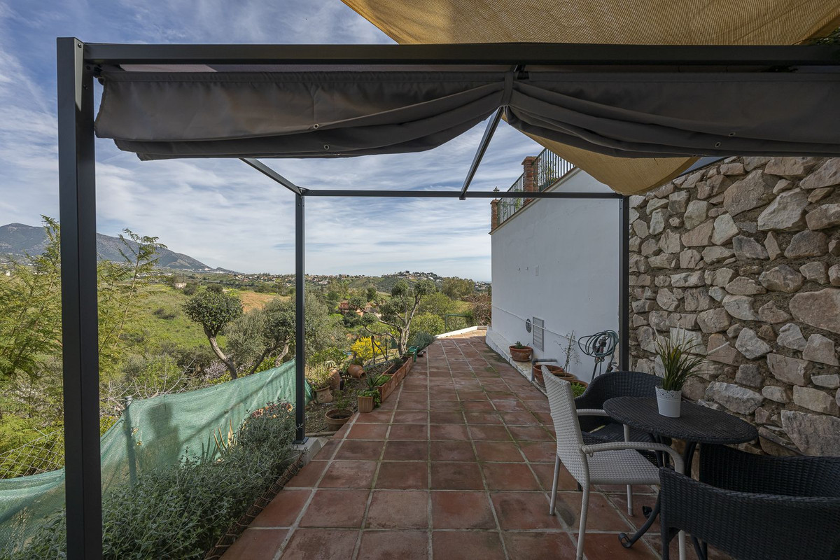 Se vende Villa - Chalet de 3 dormitorios en Costa Del Sol, Málaga, España