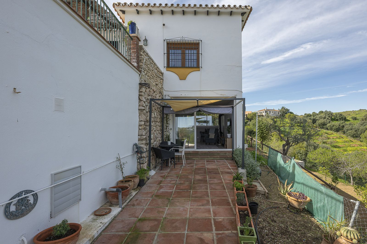 Se vende Villa - Chalet de 3 dormitorios en Costa Del Sol, Málaga, España