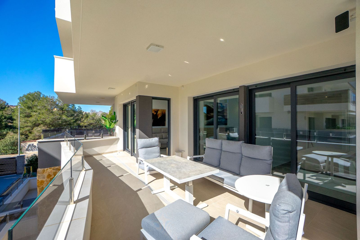 Se vende Apartamento Planta Media de 2 dormitorios en Costa Blanca, Alicante, España