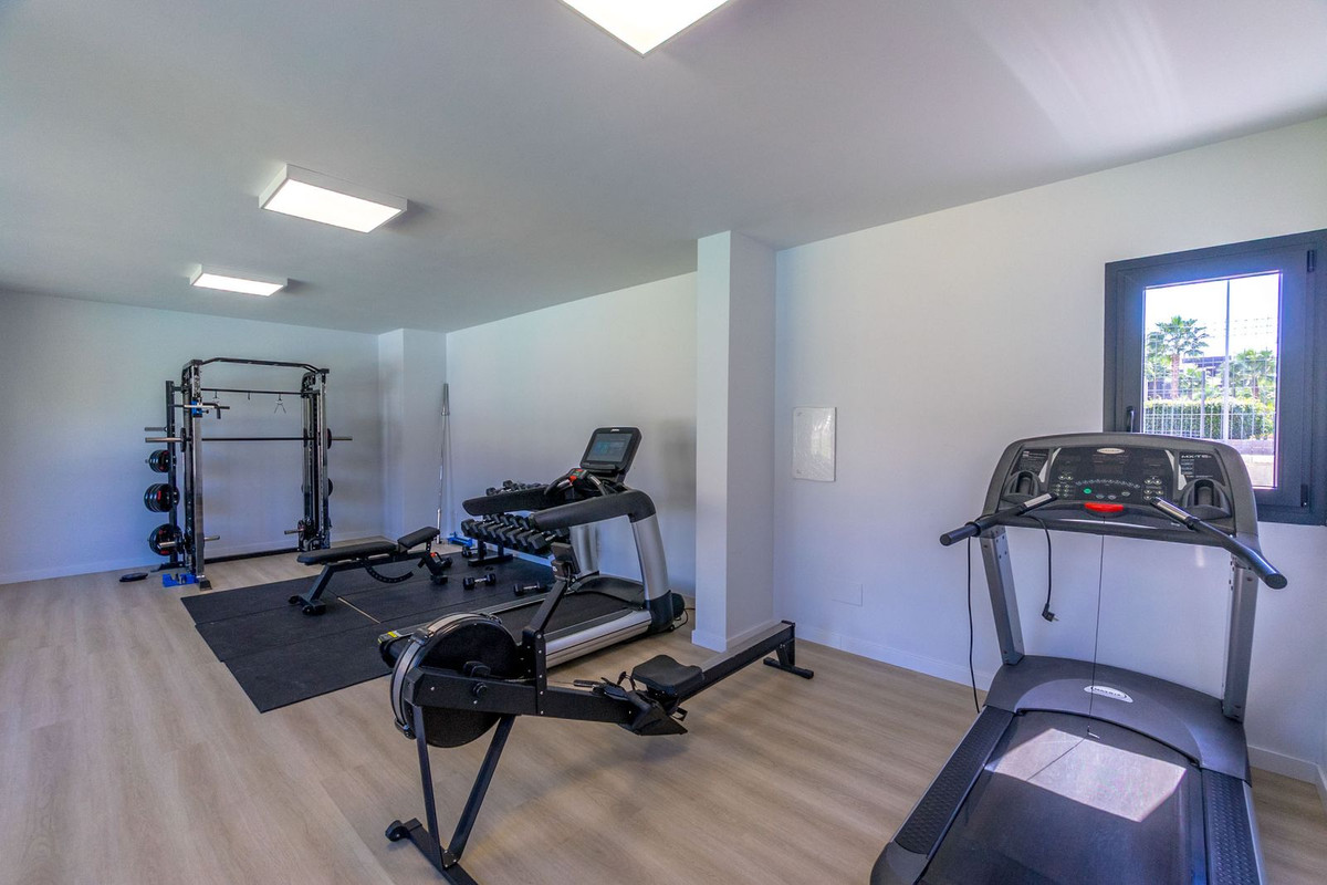 Se vende Apartamento Planta Media de 2 dormitorios en Costa Blanca, Alicante, España