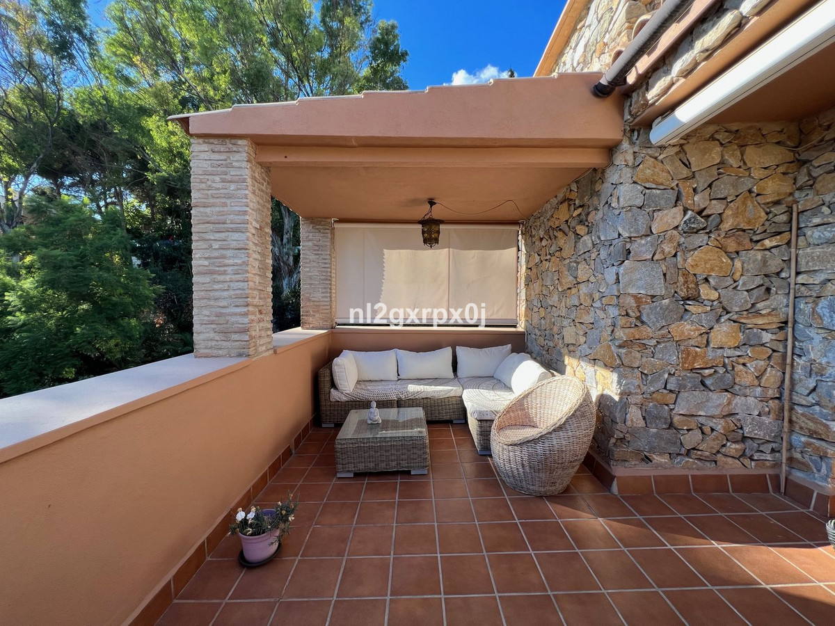Se vende Villa - Chalet de 5 dormitorios en Costa Del Sol, Málaga, España