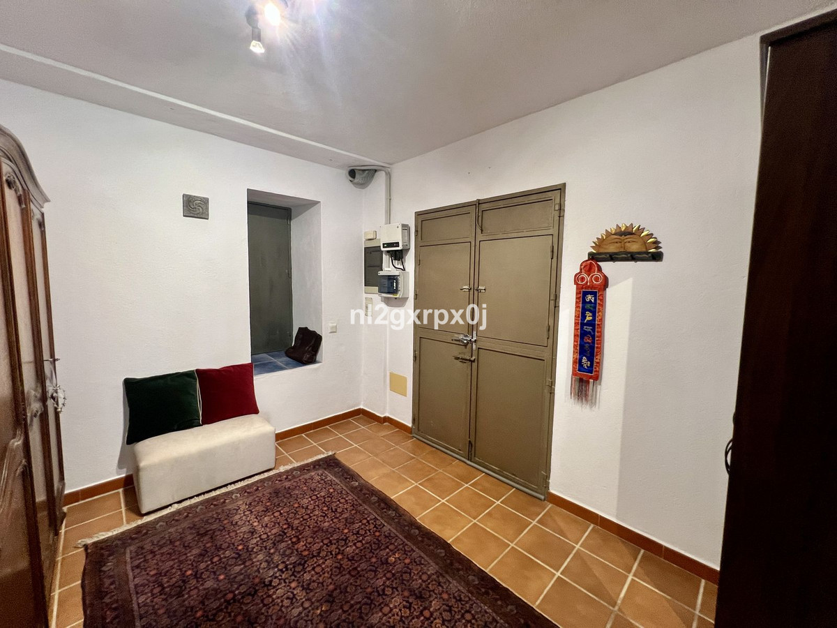 Se vende Villa - Chalet de 5 dormitorios en Costa Del Sol, Málaga, España