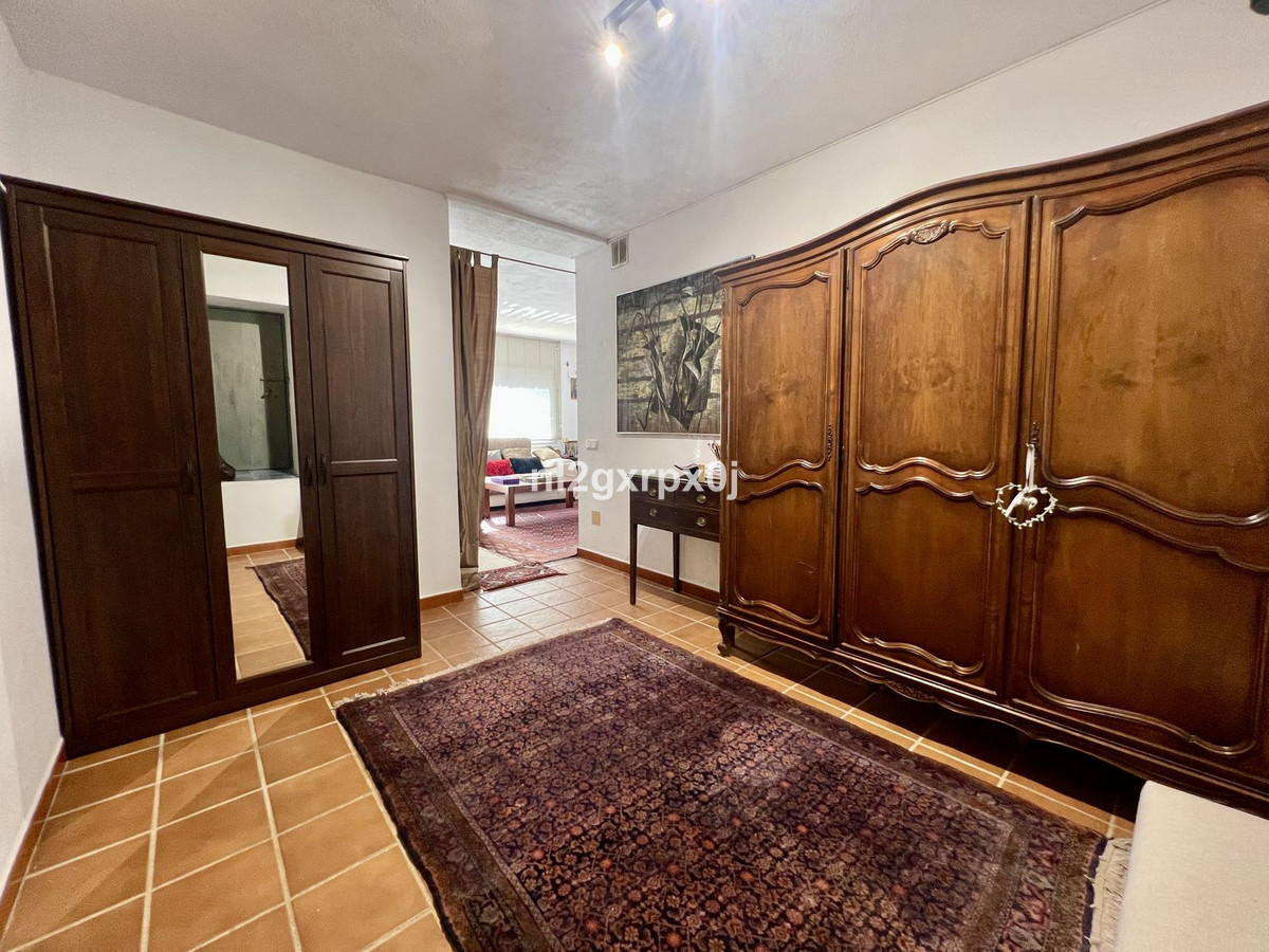 Se vende Villa - Chalet de 5 dormitorios en Costa Del Sol, Málaga, España