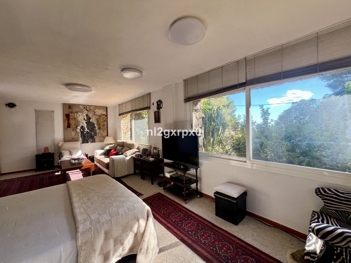 Se vende Villa - Chalet de 5 dormitorios en Costa Del Sol, Málaga, España