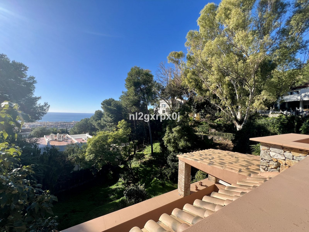 Se vende Villa - Chalet de 5 dormitorios en Costa Del Sol, Málaga, España