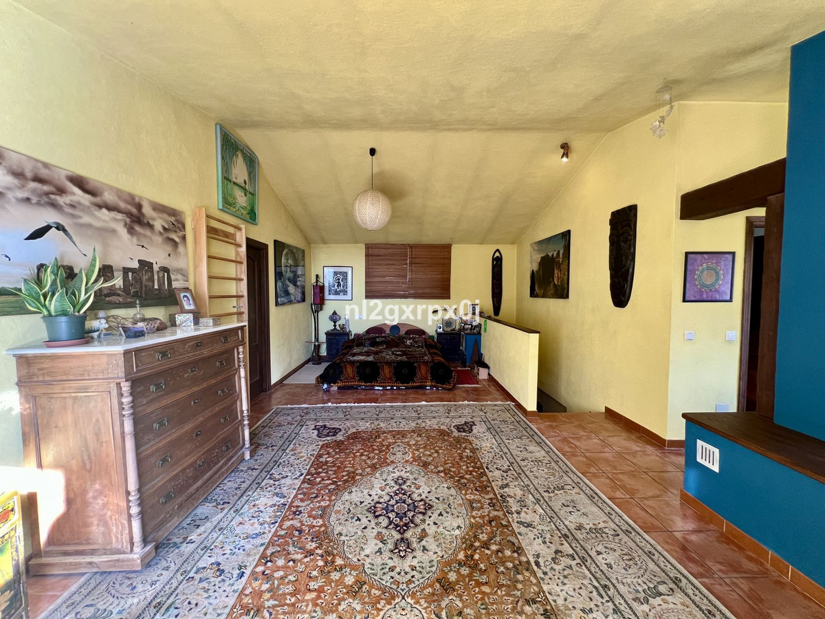 Se vende Villa - Chalet de 5 dormitorios en Costa Del Sol, Málaga, España