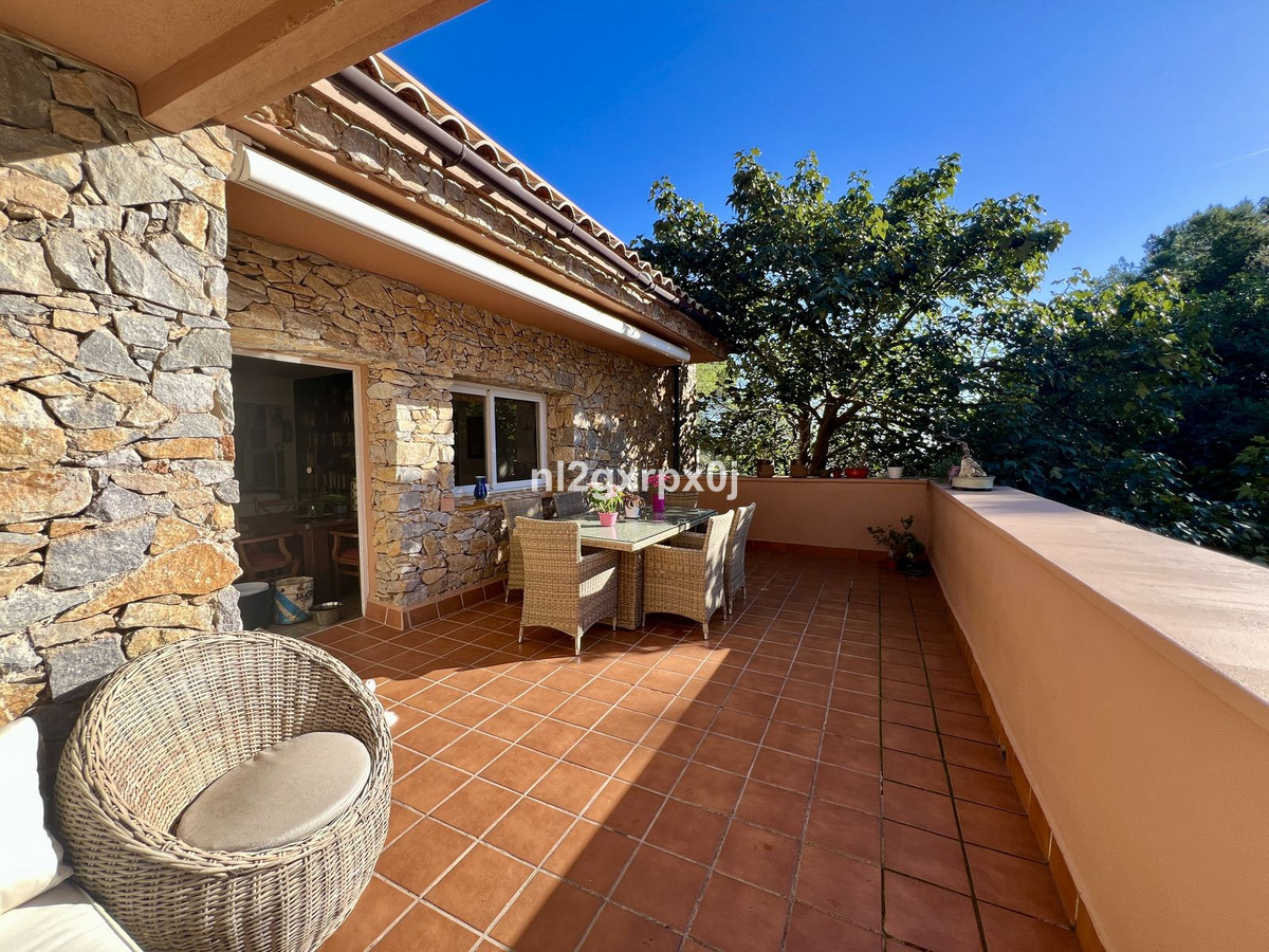 Se vende Villa - Chalet de 5 dormitorios en Costa Del Sol, Málaga, España