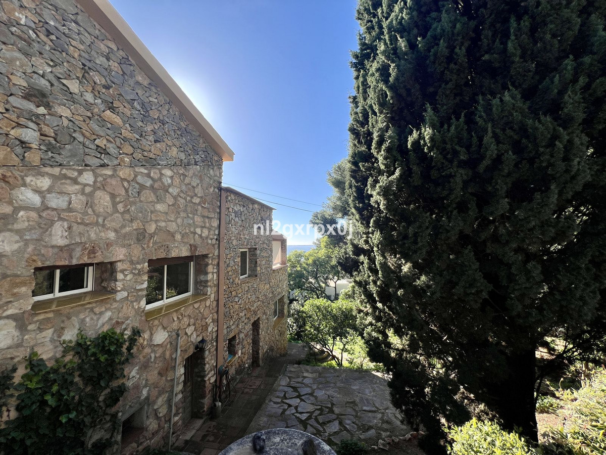 Se vende Villa - Chalet de 5 dormitorios en Costa Del Sol, Málaga, España