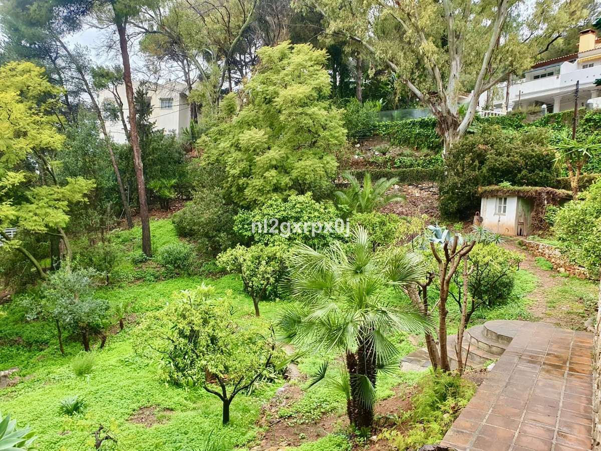 Se vende Villa - Chalet de 5 dormitorios en Costa Del Sol, Málaga, España