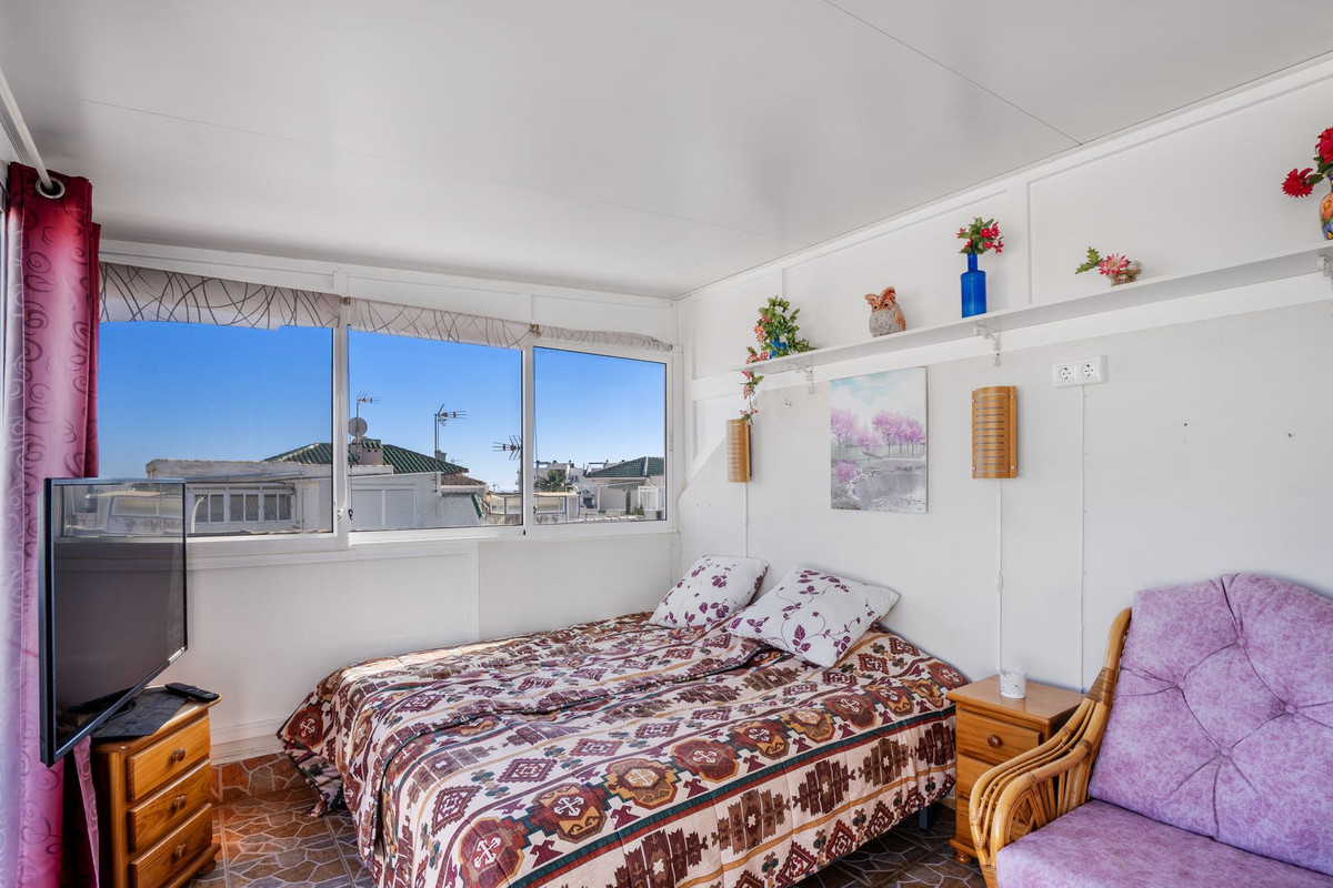 2 Bed Townhouse for sale in Los Altos Costa Blanca, Alicante, Spain