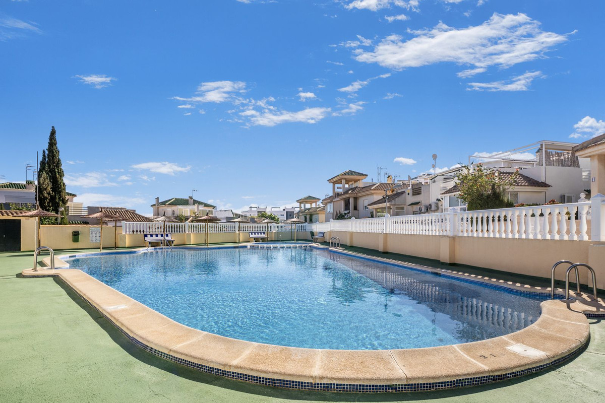 2 Bed Townhouse for sale in Los Altos Costa Blanca, Alicante, Spain