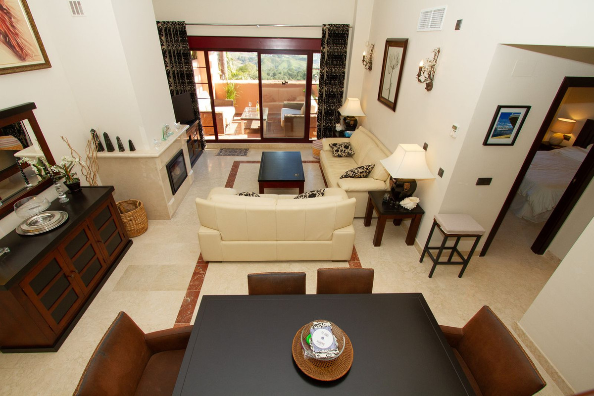3 Bed Apartment for sale in La Mairena Costa Del Sol, Málaga, Spain