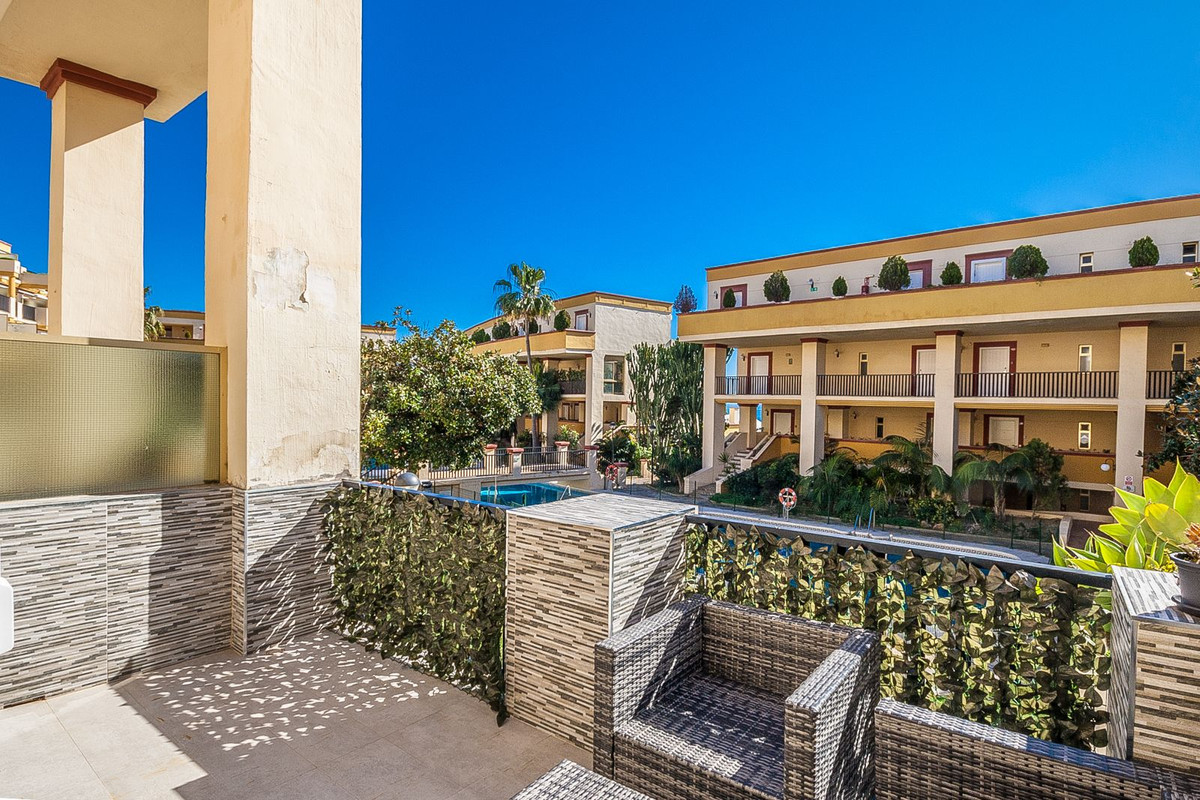 Apartment for sale in Elviria Costa Del Sol, Málaga, Spain