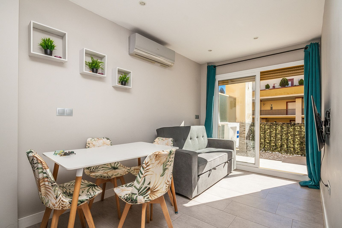 Apartment for sale in Elviria Costa Del Sol, Málaga, Spain