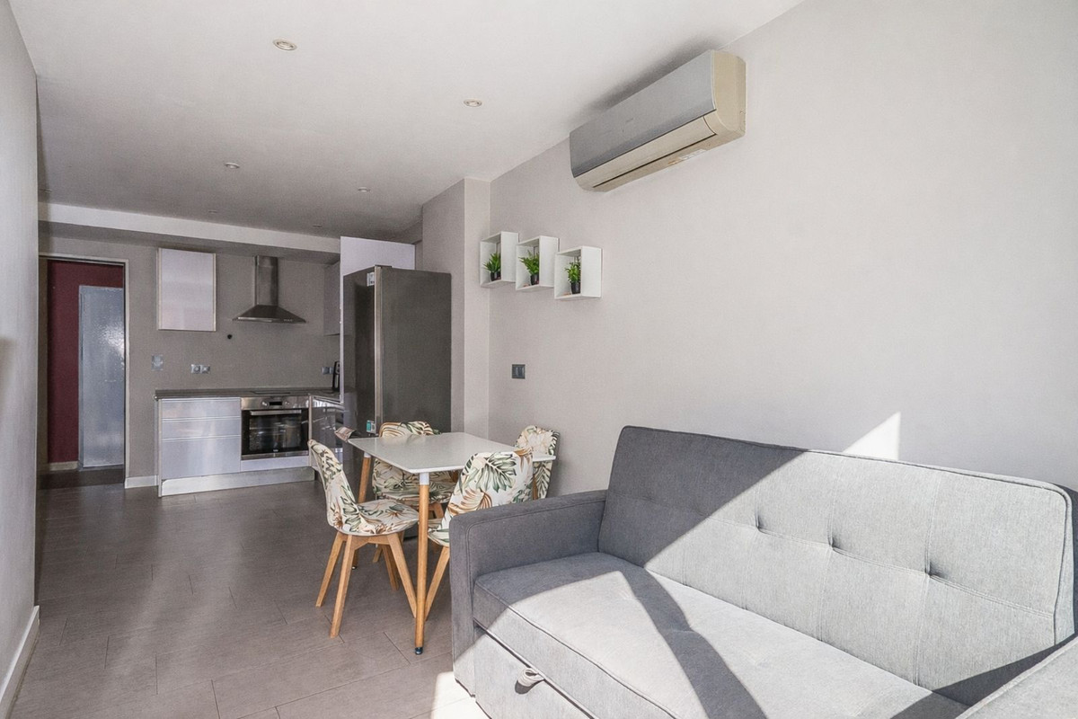 Apartment for sale in Elviria Costa Del Sol, Málaga, Spain