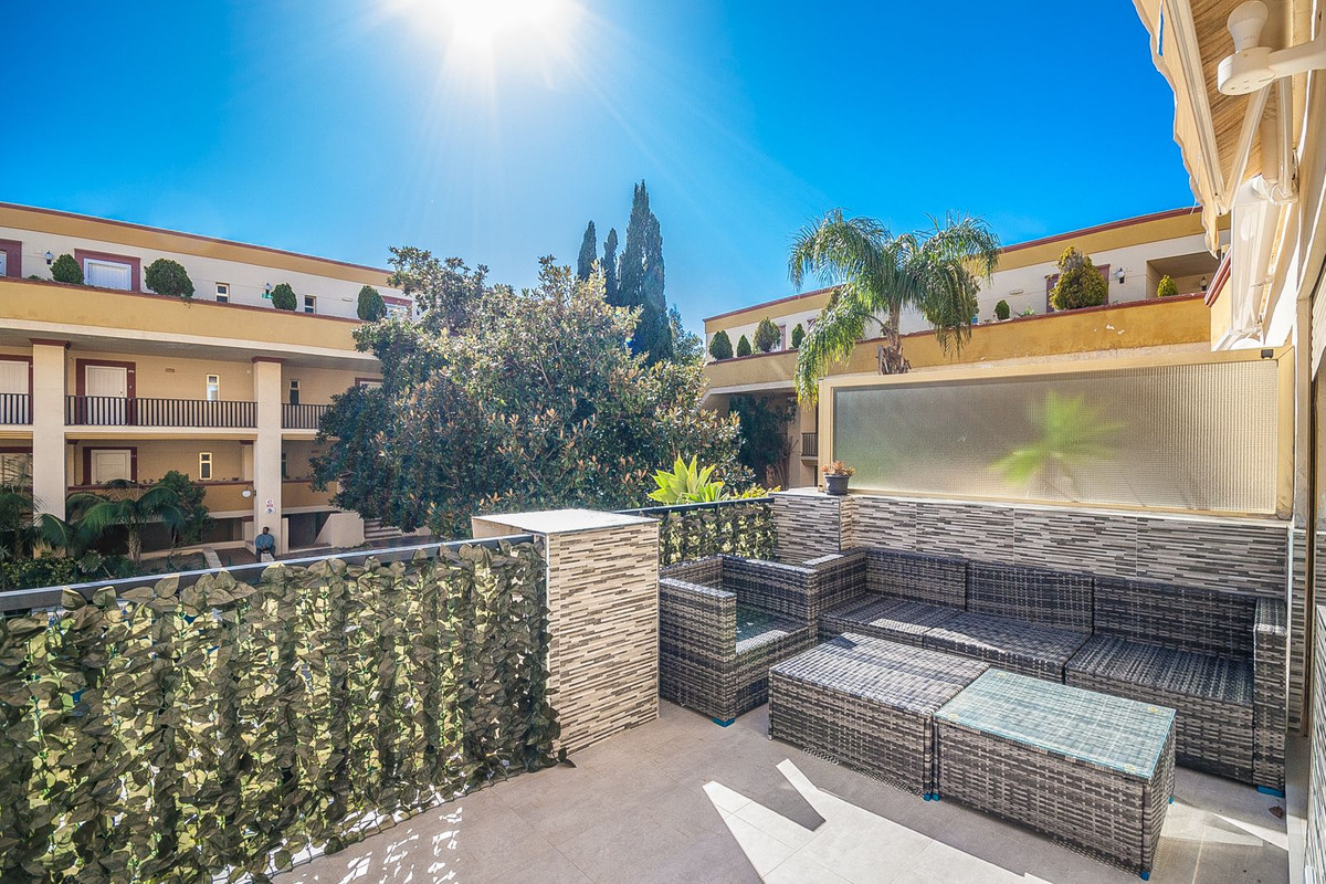 Apartment for sale in Elviria Costa Del Sol, Málaga, Spain