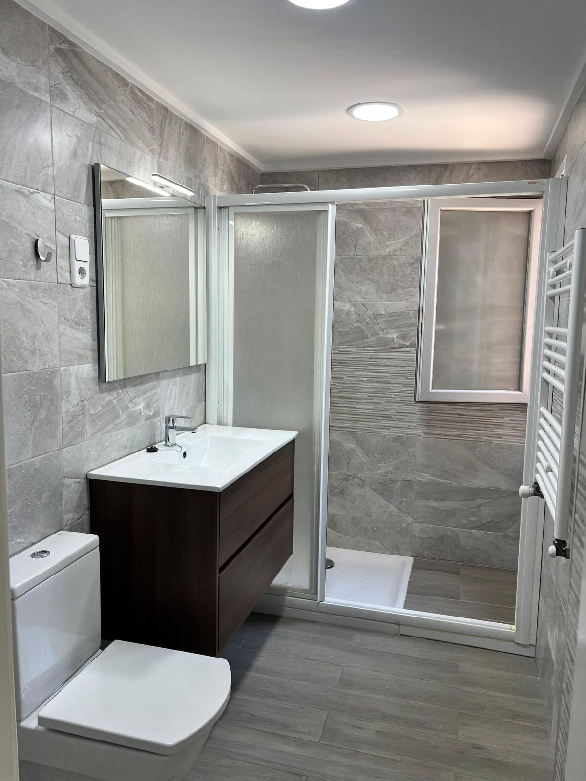Se vende Apartamento Planta Media de 4 dormitorios en Costa Blanca, Alicante, España