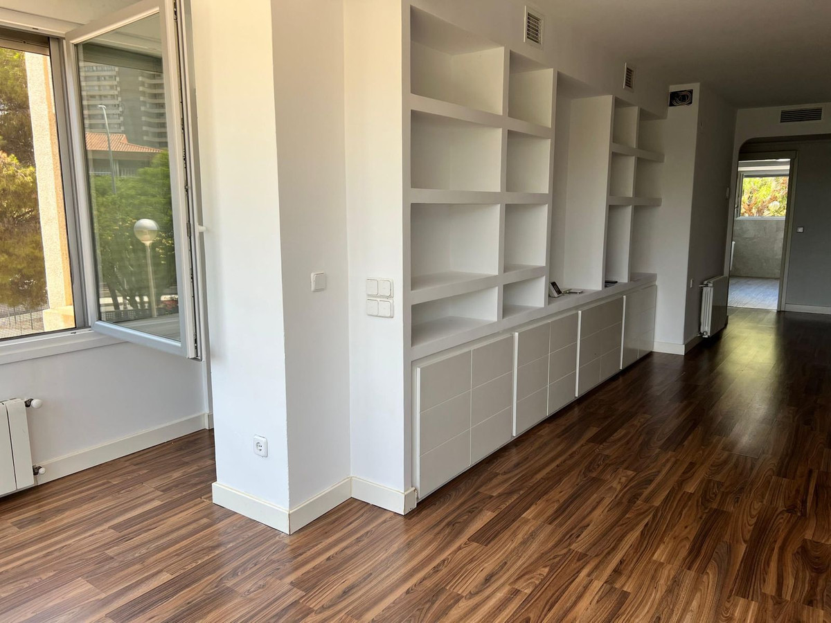 Se vende Apartamento Planta Media de 4 dormitorios en Costa Blanca, Alicante, España