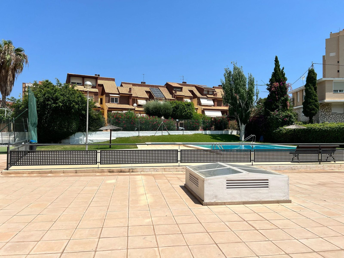 Se vende Apartamento Planta Media de 4 dormitorios en Costa Blanca, Alicante, España