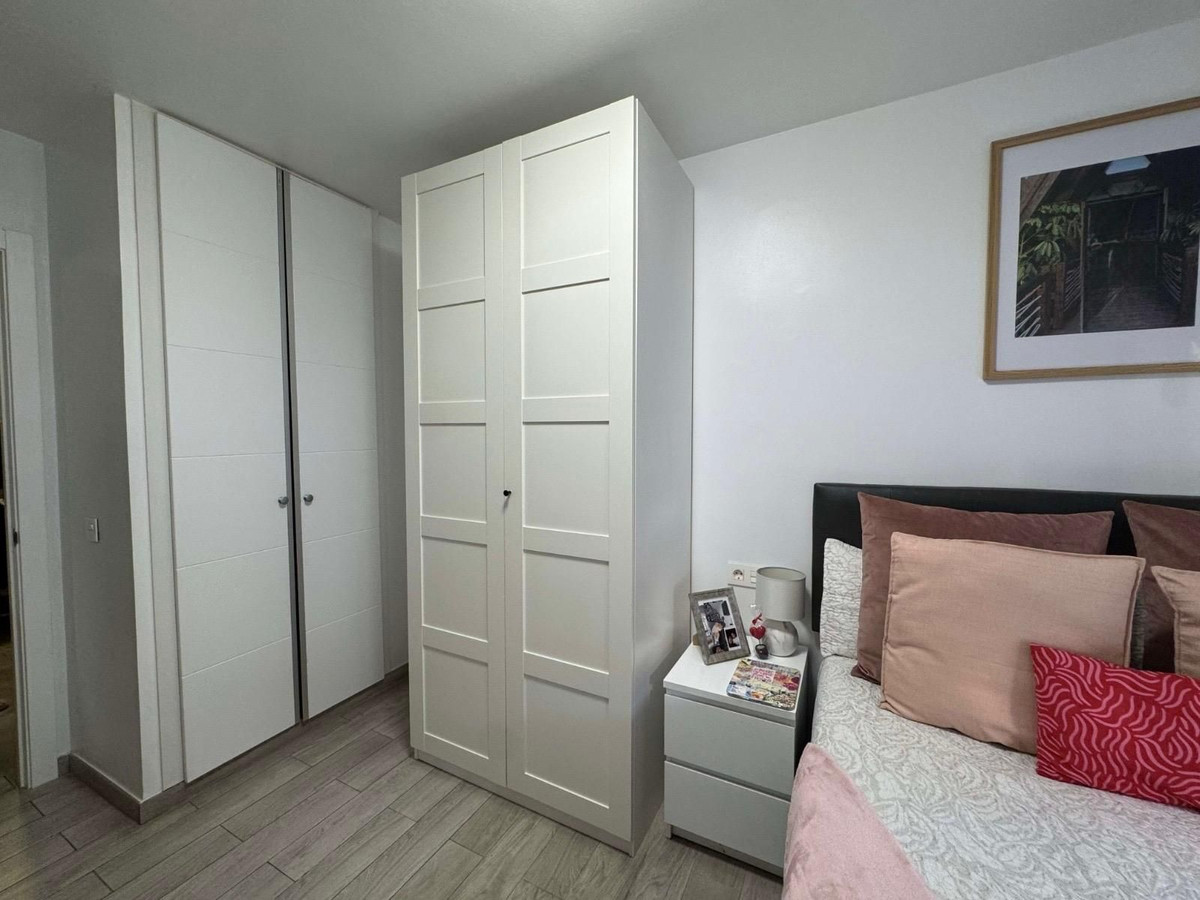 3 Bed Apartment for sale in Marbella Costa Del Sol, Málaga, Spain
