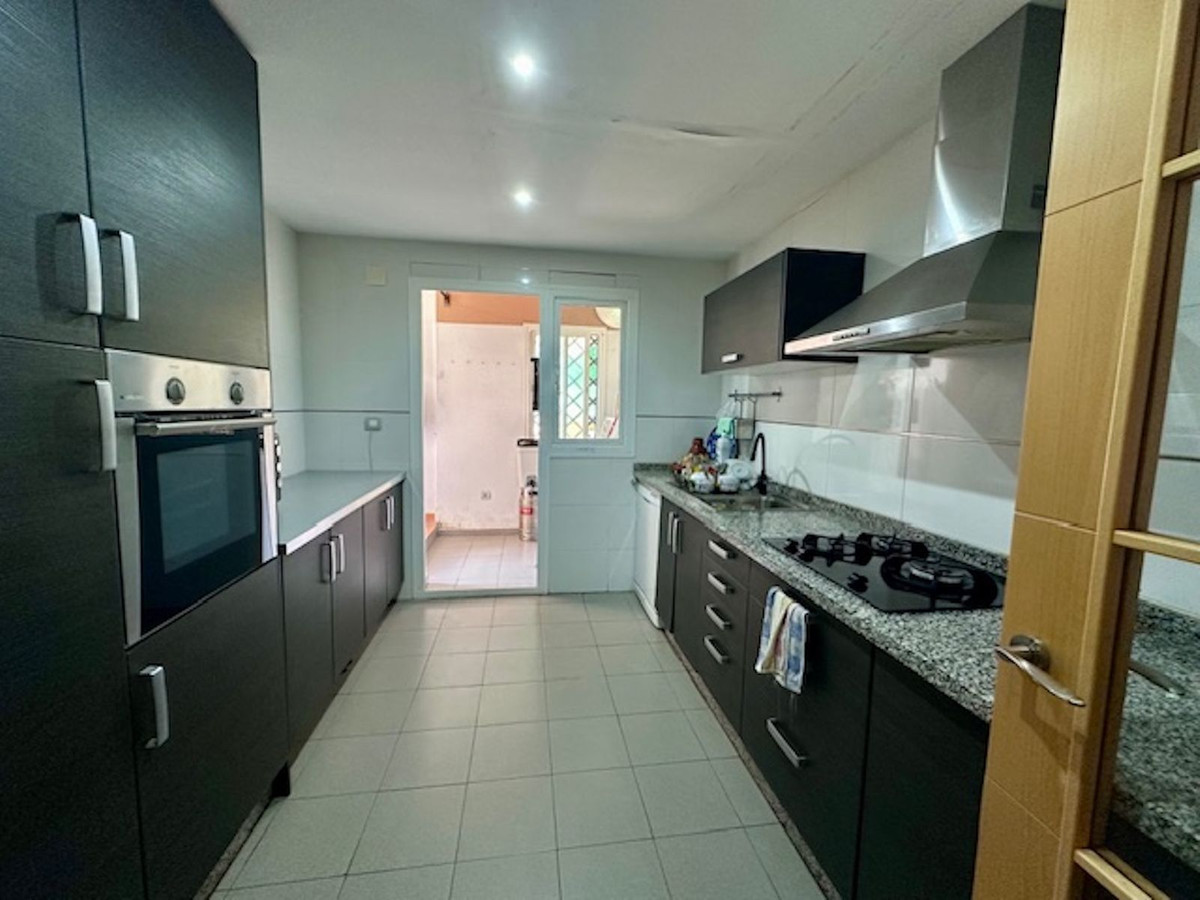 Se vende Apartamento Planta Baja de 3 dormitorios en Costa Del Sol, Málaga, España