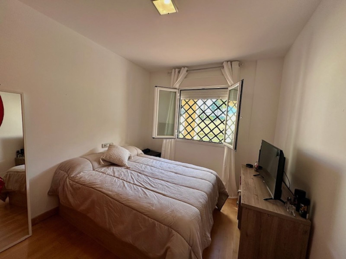 Se vende Apartamento Planta Baja de 3 dormitorios en Costa Del Sol, Málaga, España