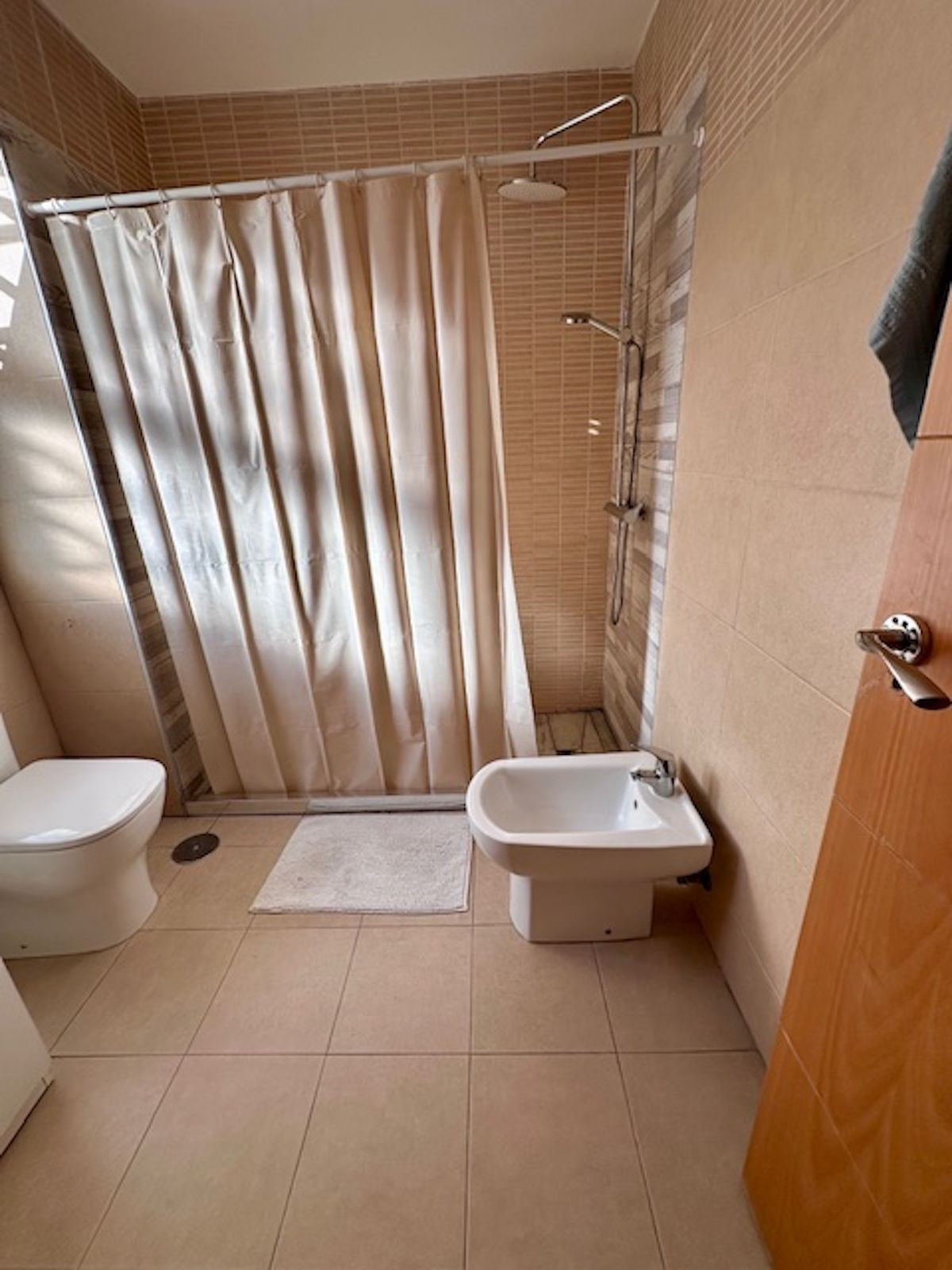 Se vende Apartamento Planta Baja de 3 dormitorios en Costa Del Sol, Málaga, España