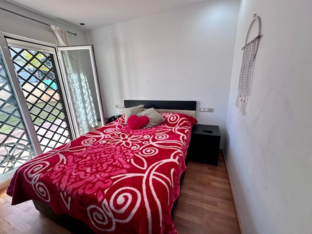 Se vende Apartamento Planta Baja de 3 dormitorios en Costa Del Sol, Málaga, España