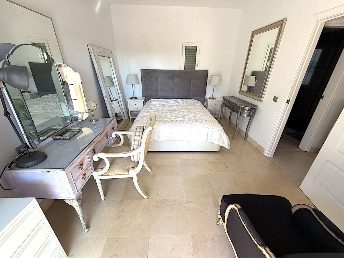 2 Bed Apartment for sale in Bel Air Costa Del Sol, Málaga, Spain
