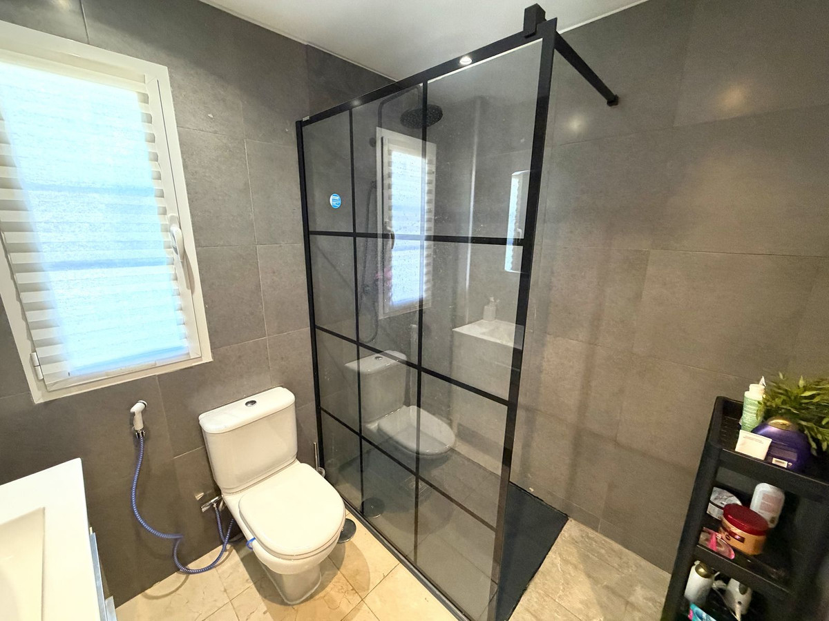 2 Bed Apartment for sale in Bel Air Costa Del Sol, Málaga, Spain