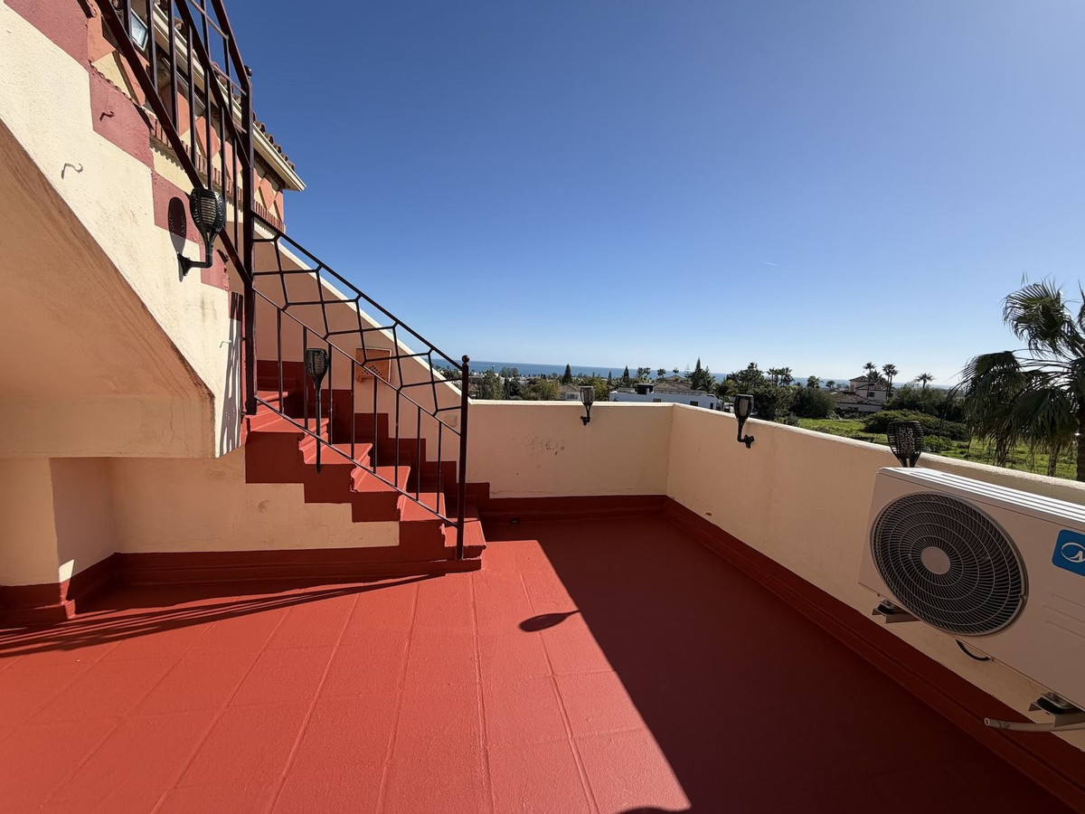 2 Bed Apartment for sale in Bel Air Costa Del Sol, Málaga, Spain