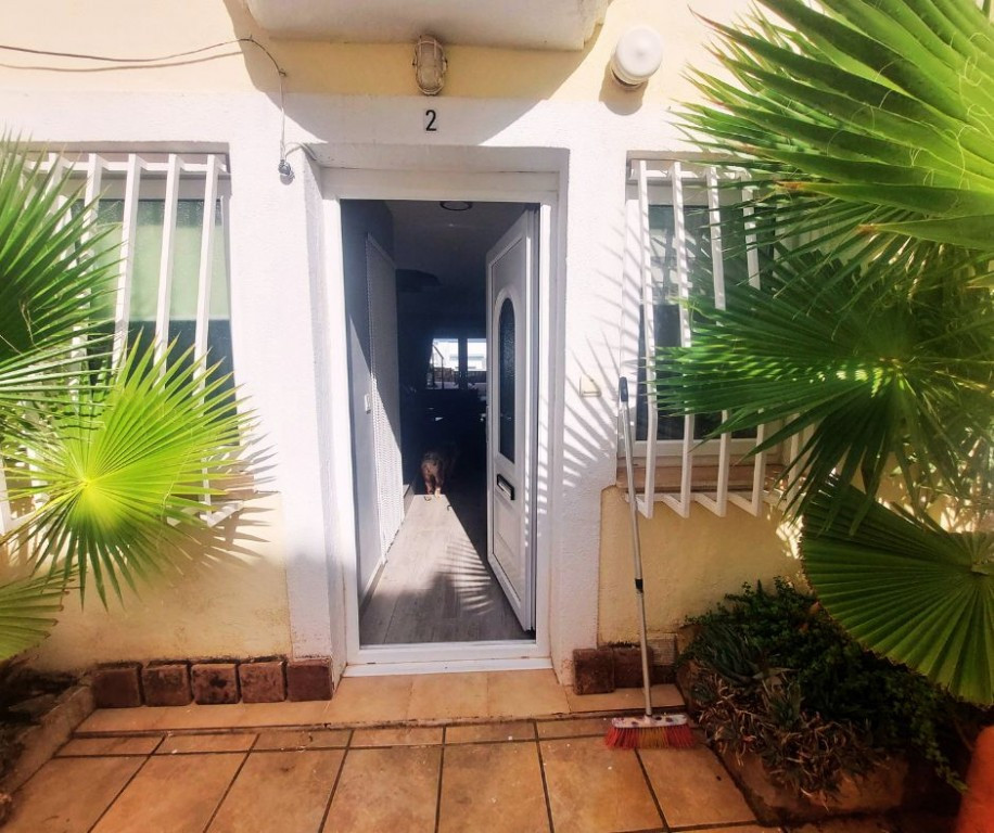 Se vende Bungalow de 2 dormitorios en Costa Blanca, Alicante, España